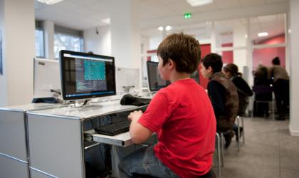 Accédez à "Informatrix : l'atelier informatique pour les Kids"